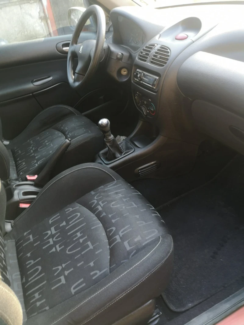 Peugeot 206 1, 6, снимка 4 - Автомобили и джипове - 48627230