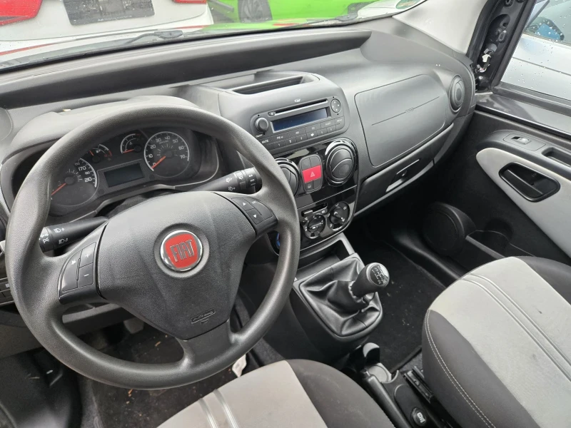 Fiat Qubo, снимка 5 - Автомобили и джипове - 49610494