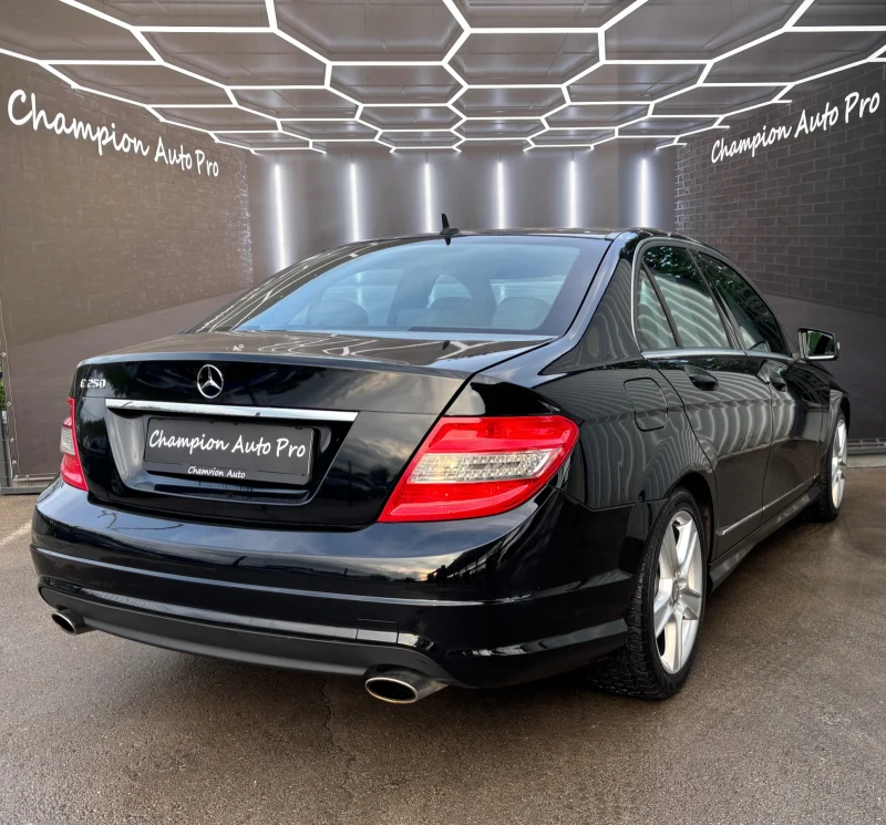 Mercedes-Benz C 250 AMG AUTOMATIC, снимка 6 - Автомобили и джипове - 50312364