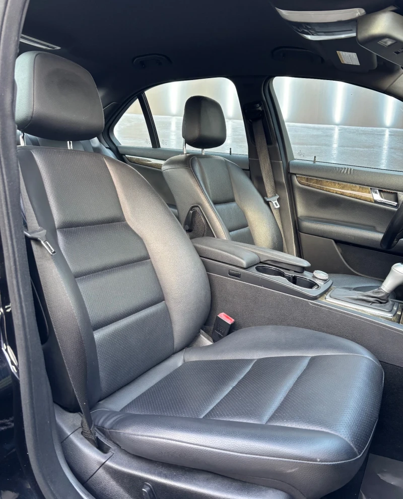 Mercedes-Benz C 250 AMG AUTOMATIC, снимка 12 - Автомобили и джипове - 50312364