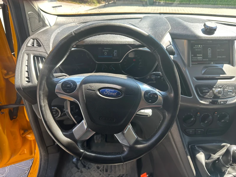 Ford Tourneo Connect, снимка 10 - Автомобили и джипове - 53191900
