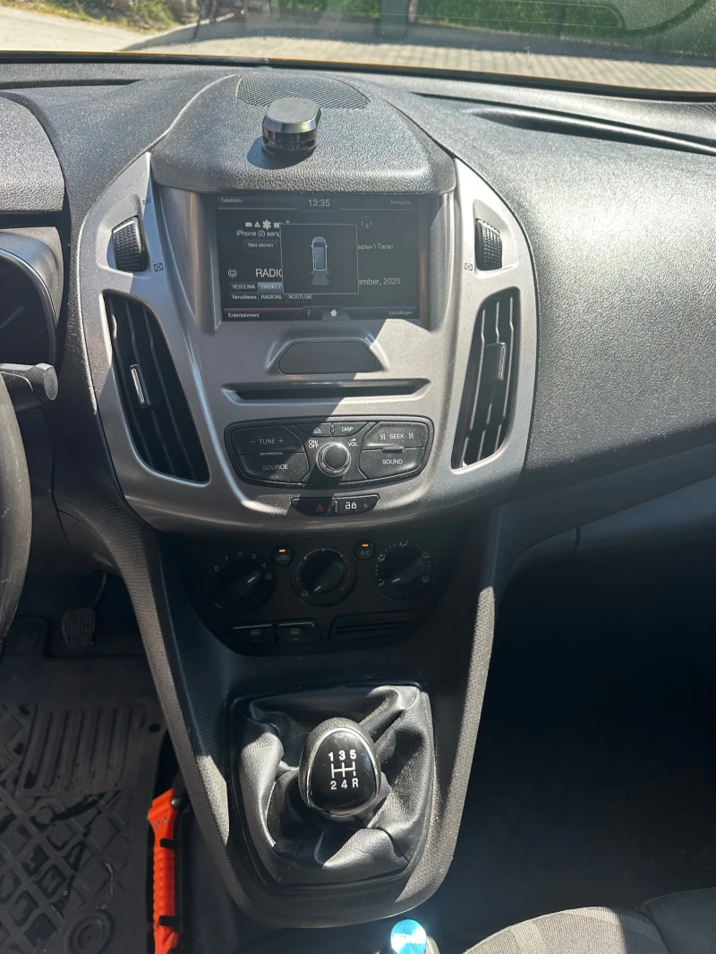 Ford Tourneo Connect, снимка 11 - Автомобили и джипове - 53191900