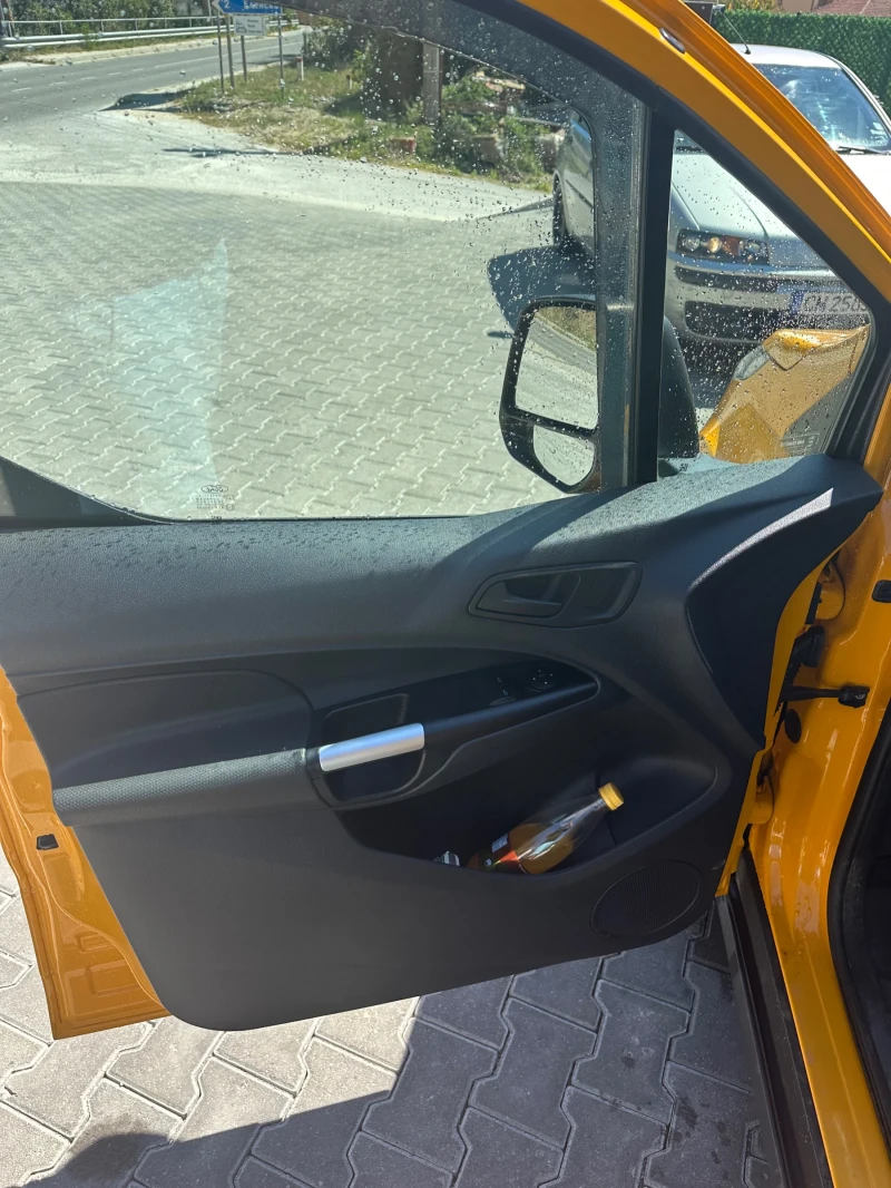 Ford Tourneo Connect, снимка 9 - Автомобили и джипове - 53191900
