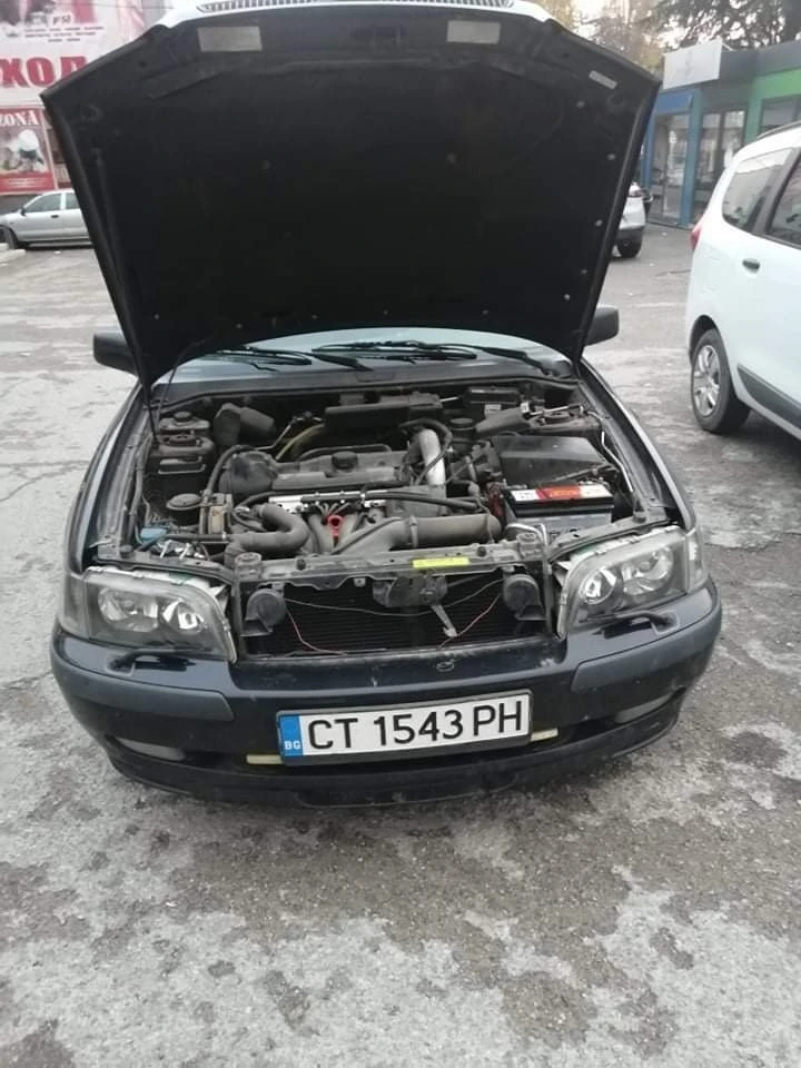 Volvo S40 2.0, снимка 9 - Автомобили и джипове - 47057996