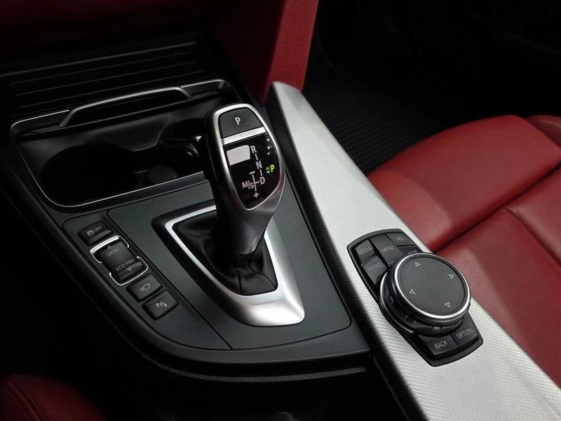 BMW 324 428i M Sport Coupe| 245к.с.| ВКЛ.ТЕХНОТЕСТ, снимка 8 - Автомобили и джипове - 55402185