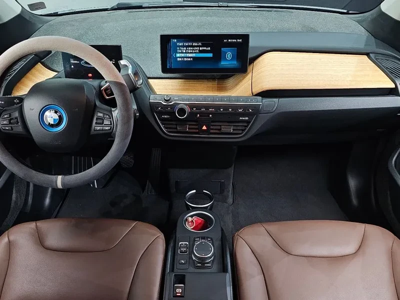 BMW i3 LUX, снимка 7 - Автомобили и джипове - 55790094