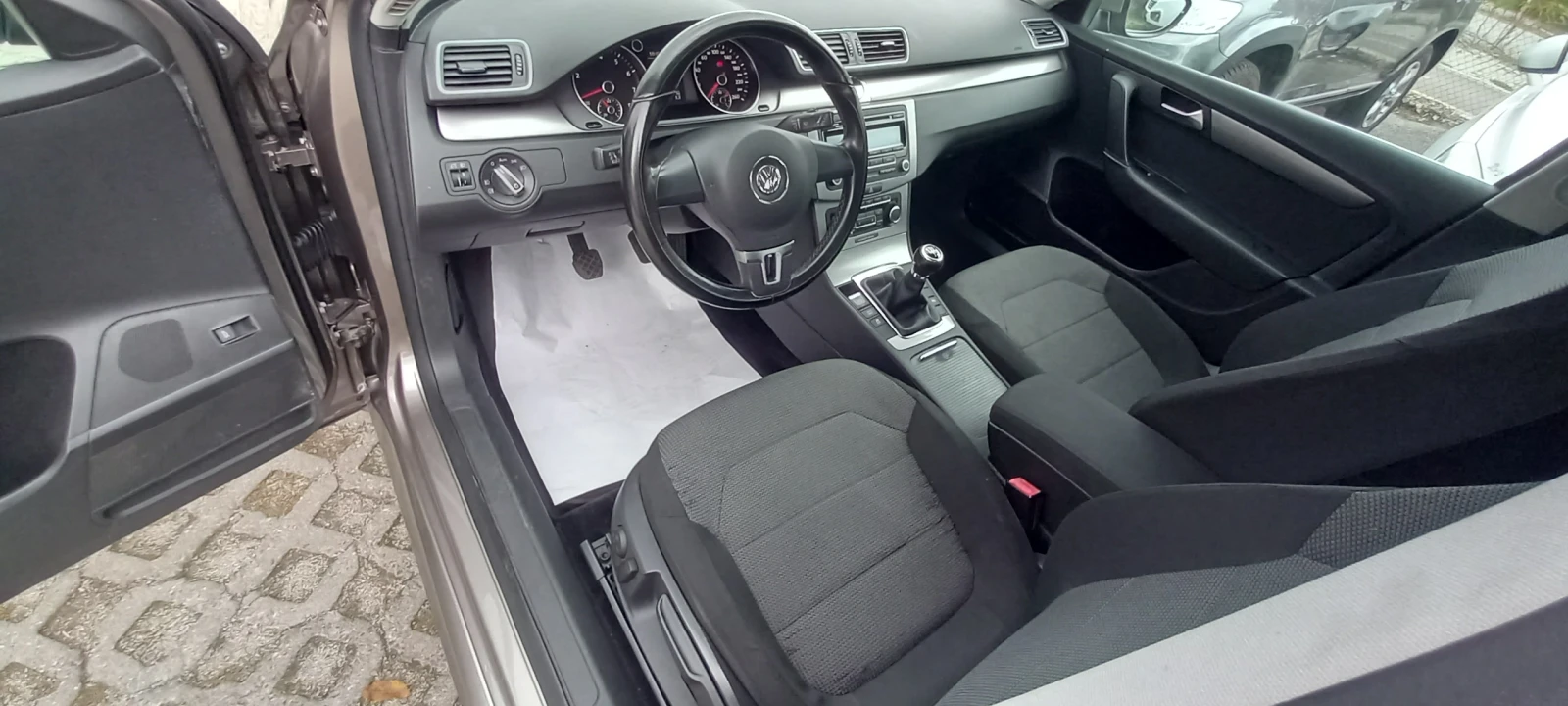 VW Passat ИЗКЛЮЧИТЕЛЕН ГАЗ/БЕНЗИН СЕРВИЗ КНИЖК УНИКТ ОБСЛУЖН - изображение 7