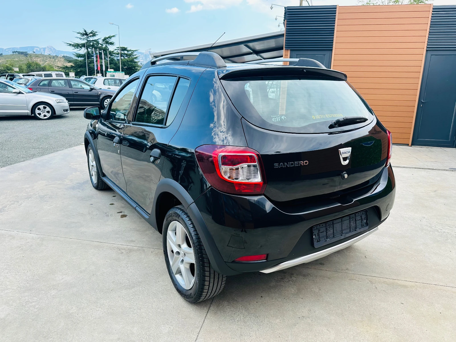 Dacia Sandero 1.5 DCI/NAVI/STEPWAY - изображение 7