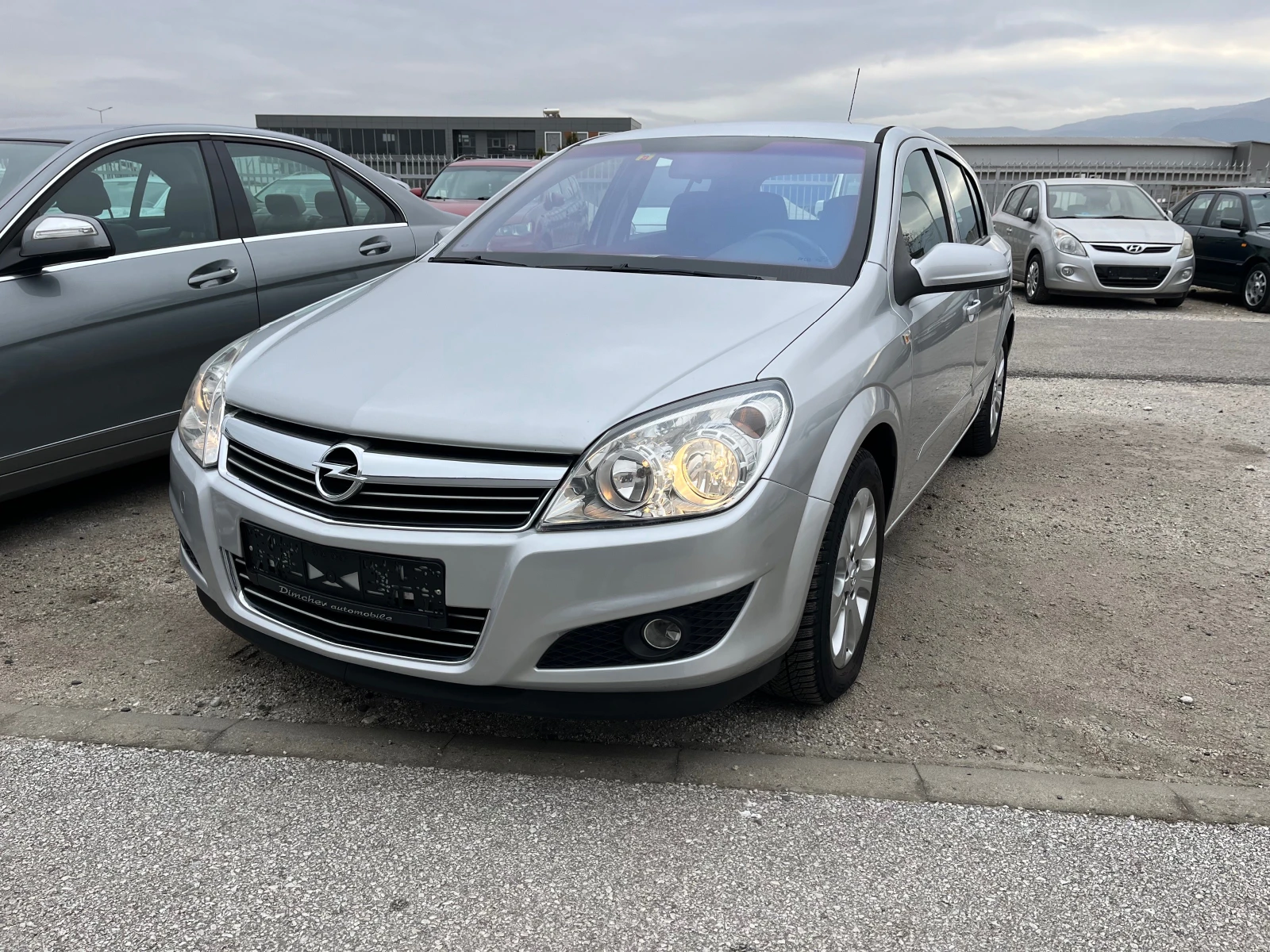 Opel Astra 1.8 i 140 k.c - [1] 