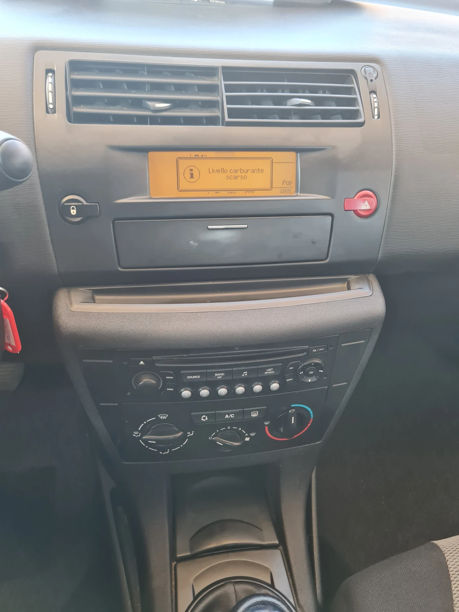 Citroen C4 1.4куб.90к.с. 2004г. Бензин  - изображение 9