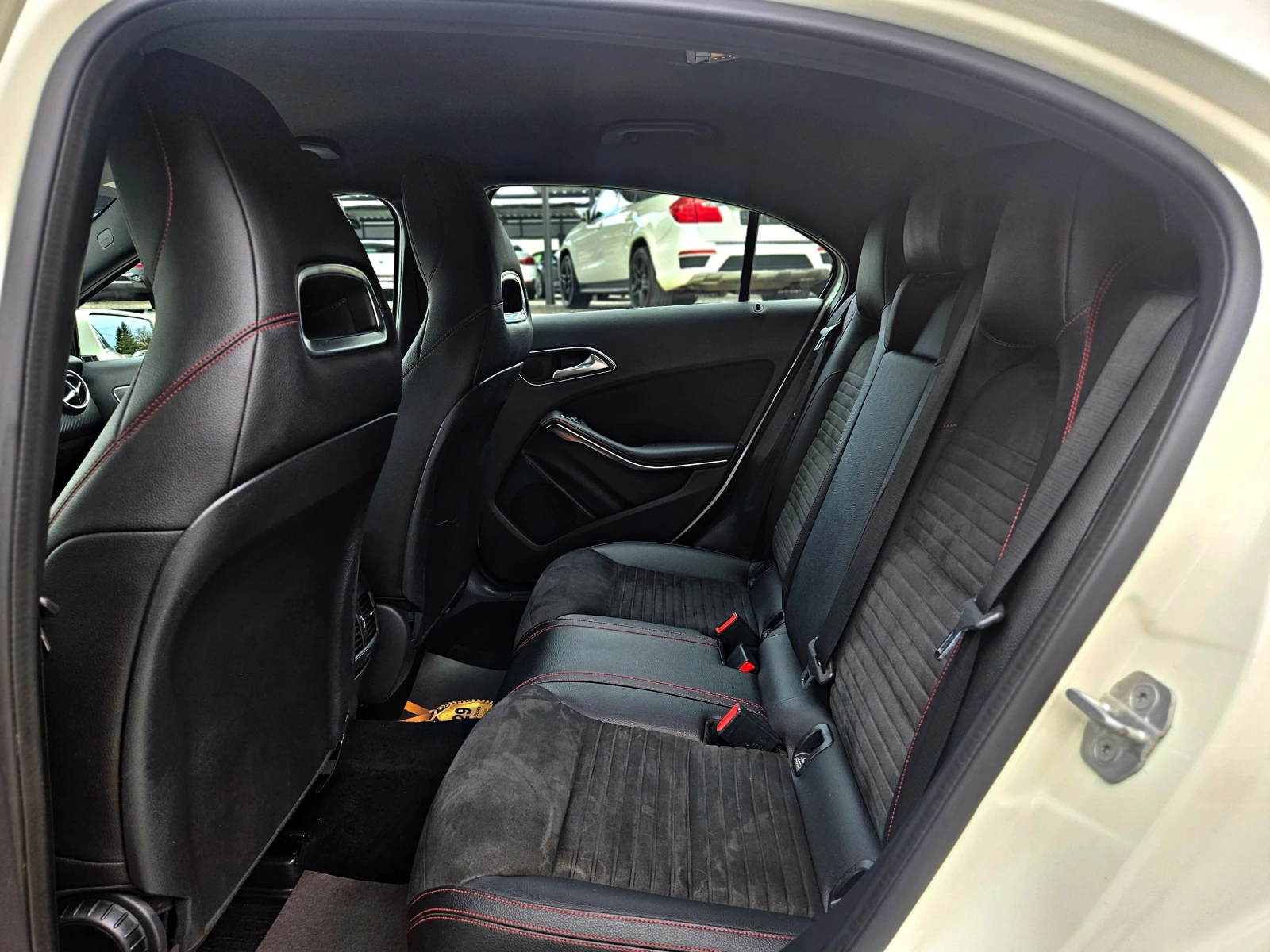 Mercedes-Benz A 220 ! AMG/FULL LED/GERMANY/CAMERA/AMBIENT/7G-TRONIC/LI | Mobile.bg   16