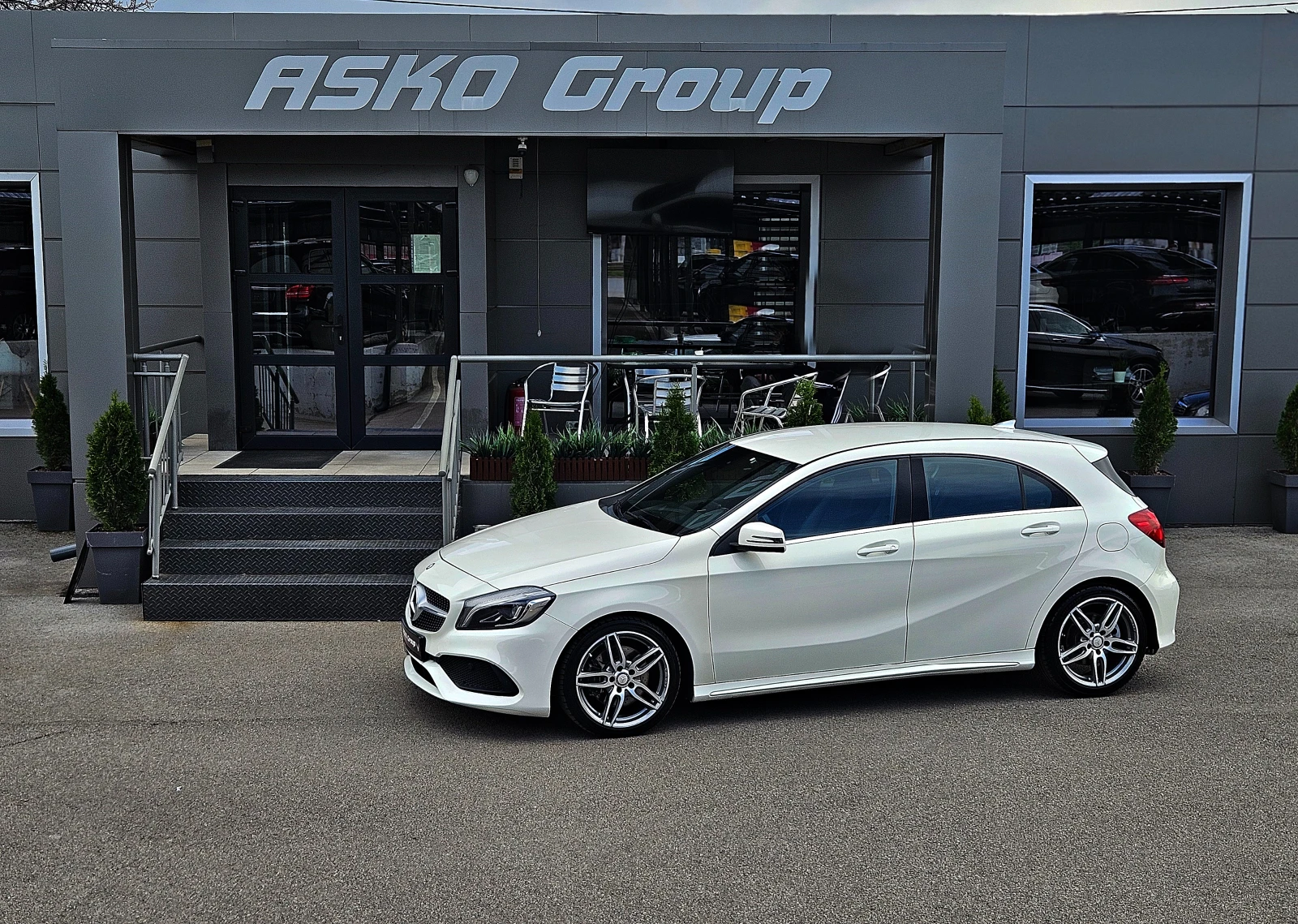 Mercedes-Benz A 220 ! AMG/FULL LED/GERMANY/CAMERA/AMBIENT/7G-TRONIC/LI | Mobile.bg   17