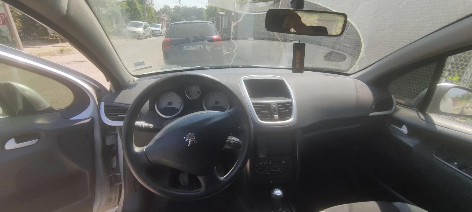 Peugeot 207 1.6i - изображение 9