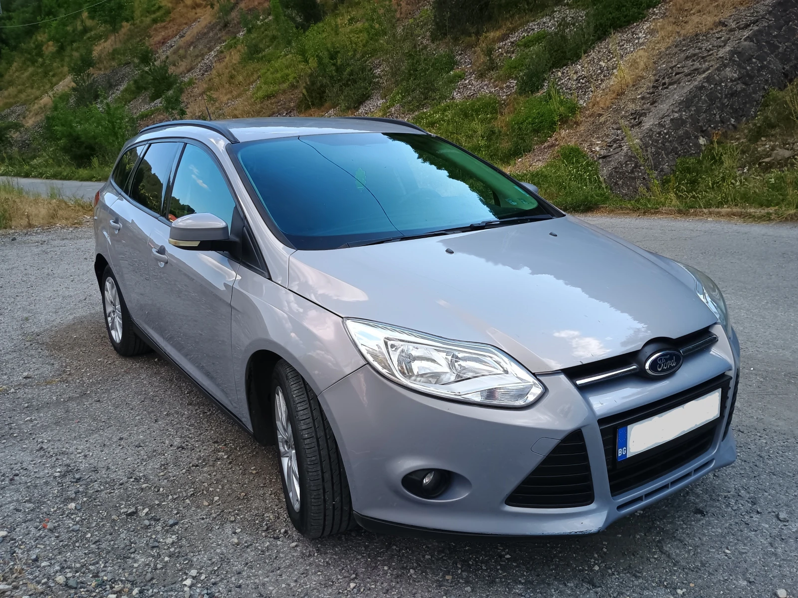 Ford Focus 1, 6 HDI отличен, обслужен + гуми - изображение 4