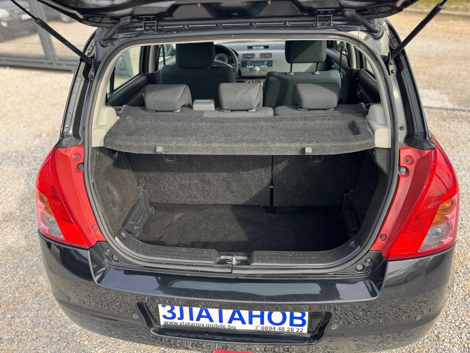 Suzuki Swift 1.3i* 126657KM.*  | Mobile.bg   11