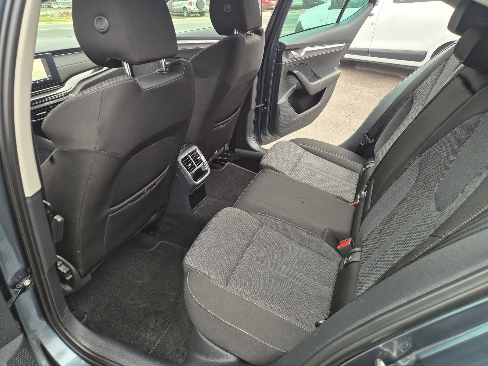 Skoda Octavia STYLE � �������� 2.0= 6-�/� | Mobile.bg � ����������� 12