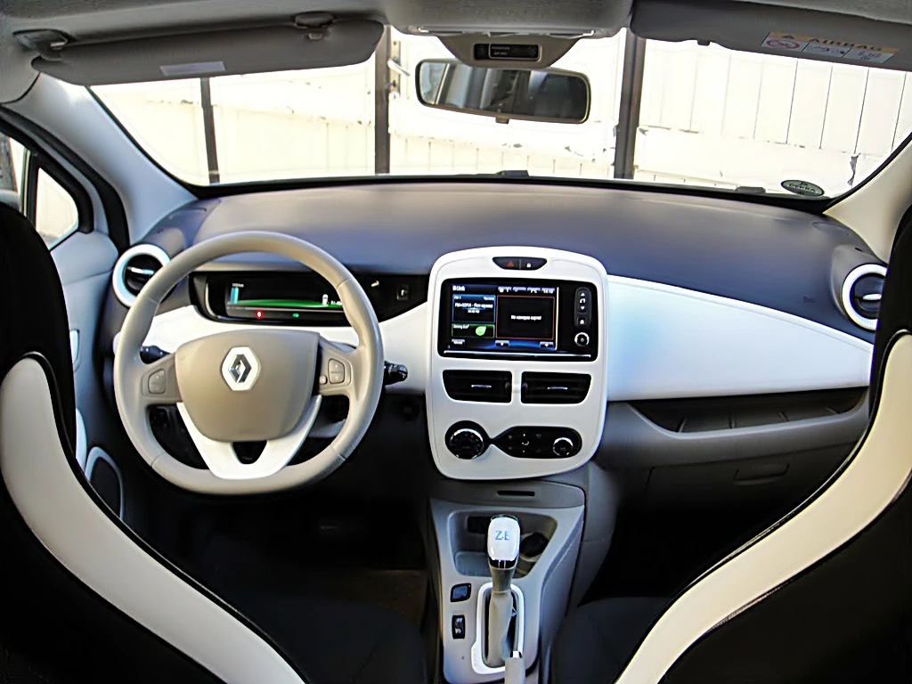 Renault Zoe �������� | Mobile.bg � ����������� 13