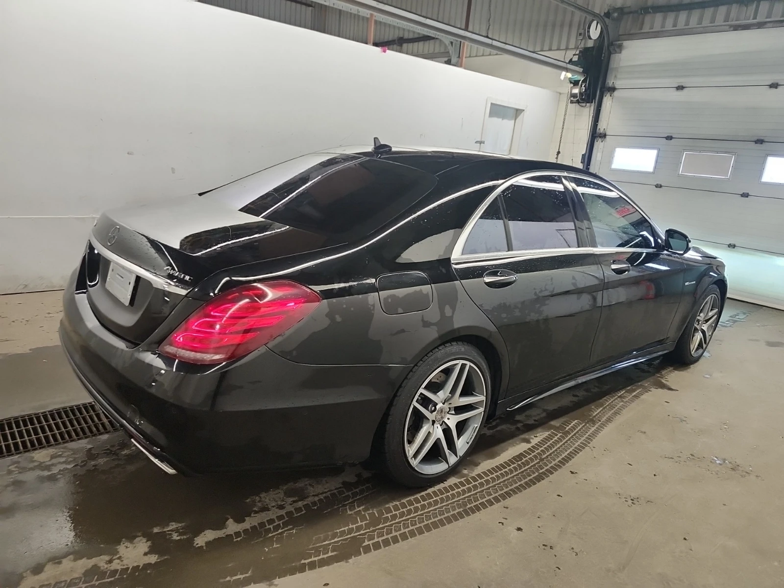 Mercedes-Benz S 550 4MATIC - изображение 3