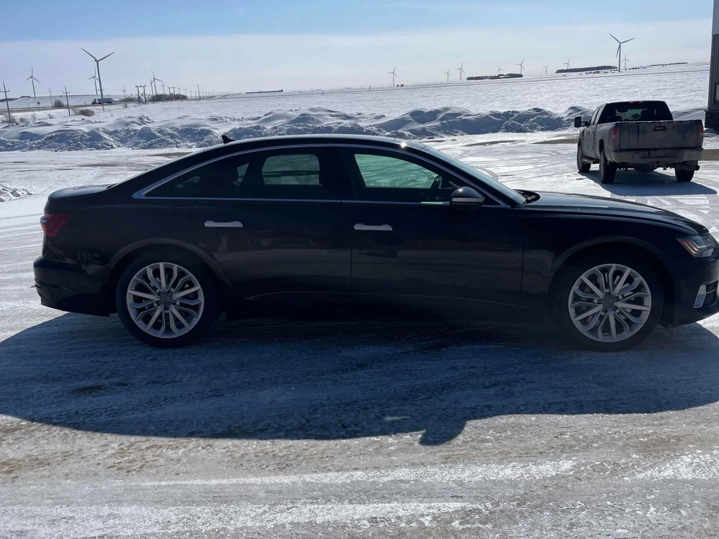 Audi A6 Technik* S-line* Distronic* Обдух* Пано* 360View* , снимка 5 - Автомобили и джипове - 53815038