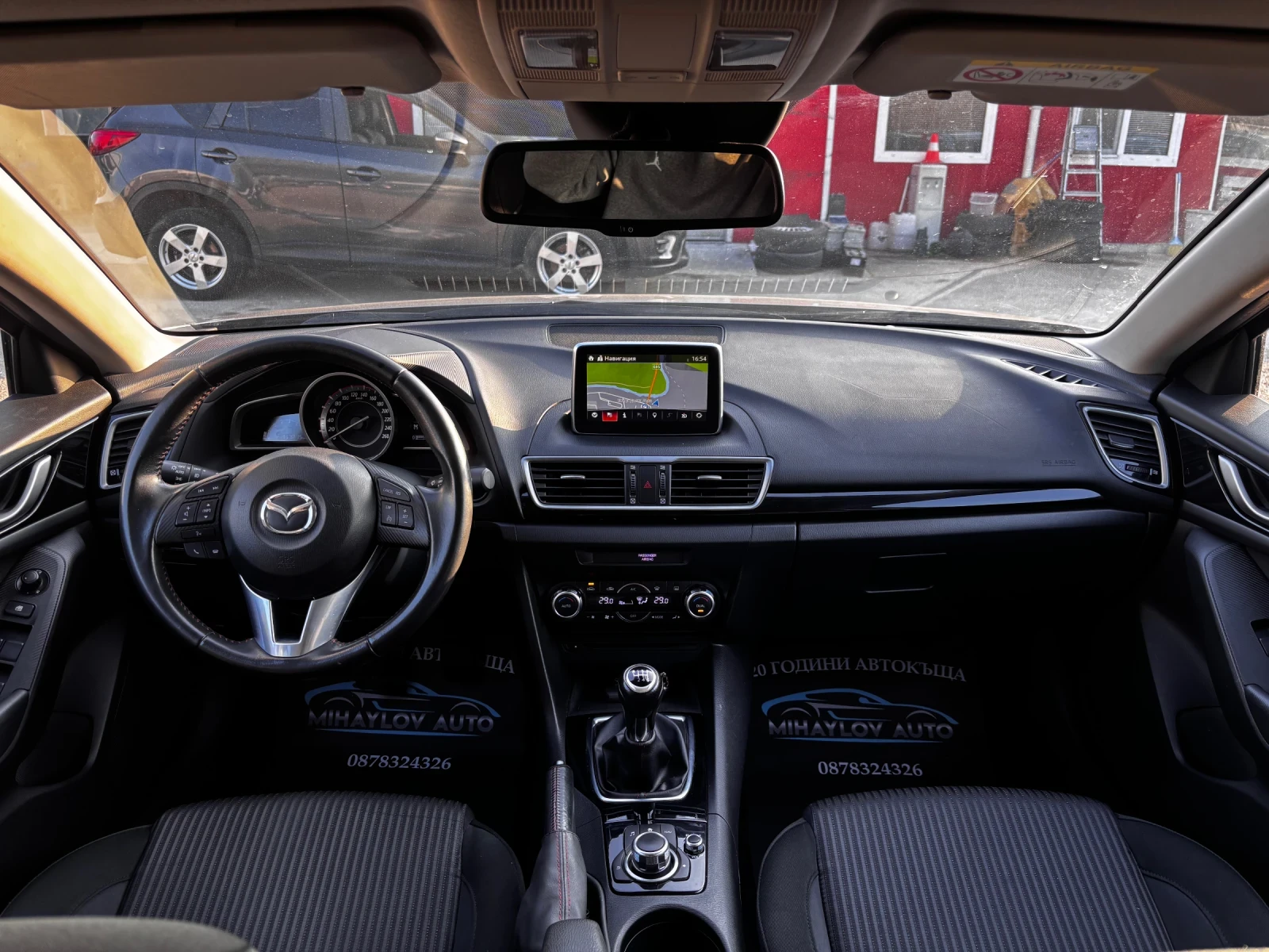 Mazda 3 2.2D 137000km/NAVI/ЛЕТИ ДЖ., снимка 11 - Автомобили и джипове - 53894171