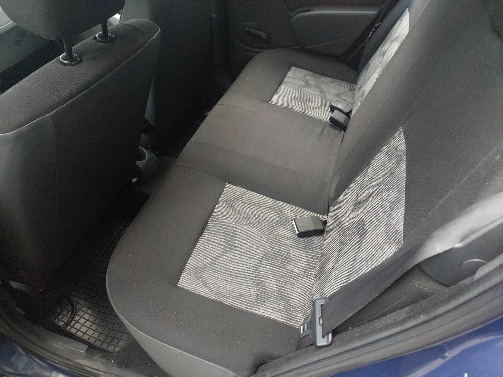 Dacia Sandero 1.4 Газ-Бензин, снимка 8 - Автомобили и джипове - 53889902