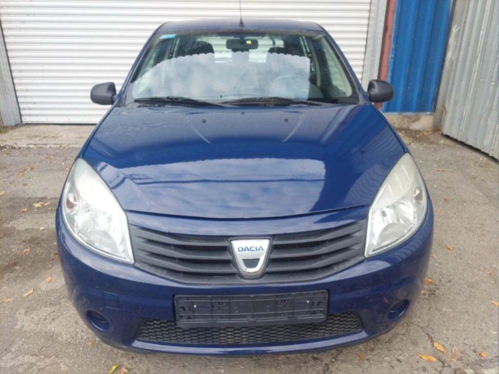 Dacia Sandero 1.4 Газ-Бензин, снимка 2 - Автомобили и джипове - 53889902