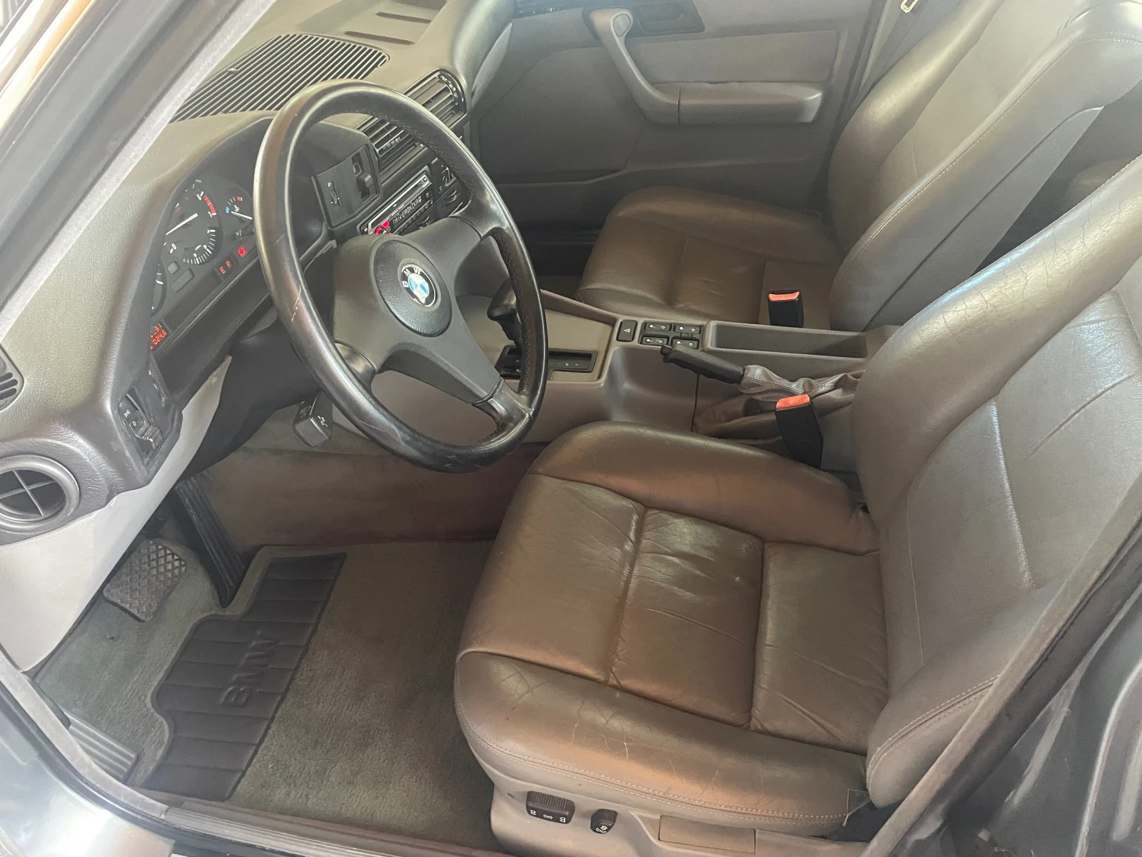 BMW 525 Автомат, снимка 9 - Автомобили и джипове - 53956530