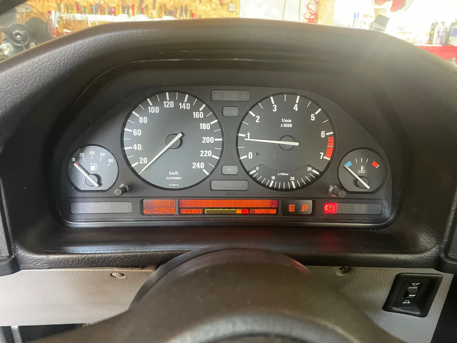 BMW 525 Автомат, снимка 7 - Автомобили и джипове - 53956530