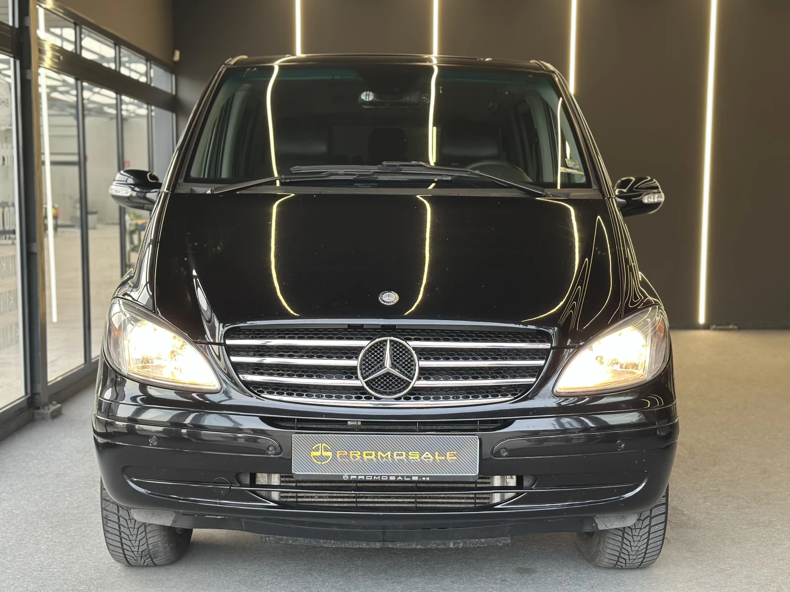 Mercedes-Benz Viano 220 CDI* TV* Лизинг* Подгрев, снимка 2 - Автомобили и джипове - 53972170