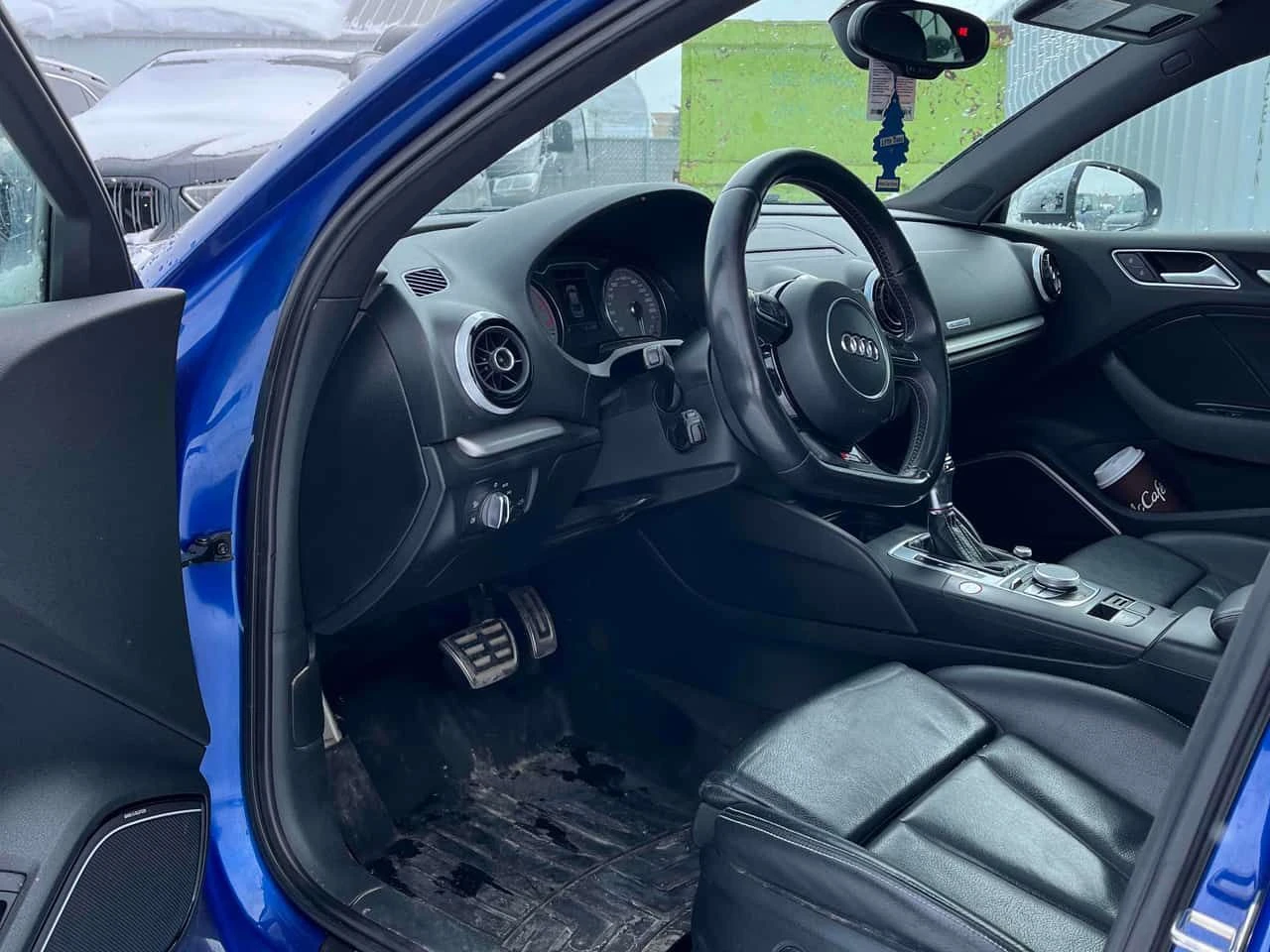 Audi A3 * 2.0T Technik * PANO* KEYLESS* �������*  | Mobile.bg � ����������� 5