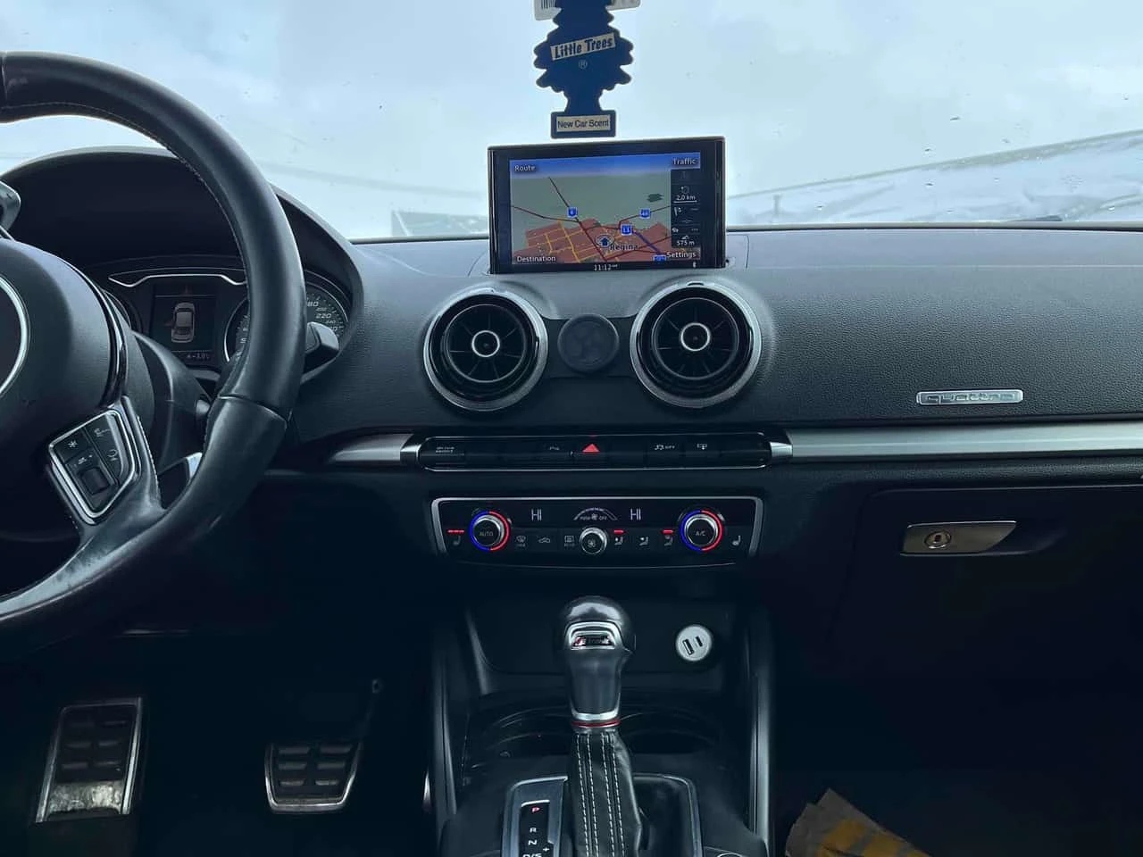 Audi A3 * 2.0T Technik * PANO* KEYLESS* �������*  | Mobile.bg � ����������� 9