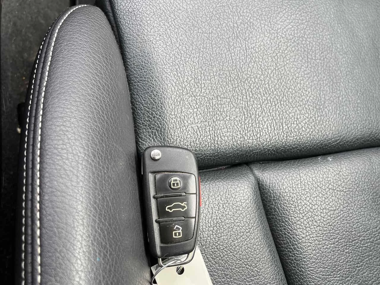 Audi A3 * 2.0T Technik * PANO* KEYLESS* �������*  | Mobile.bg � ����������� 13