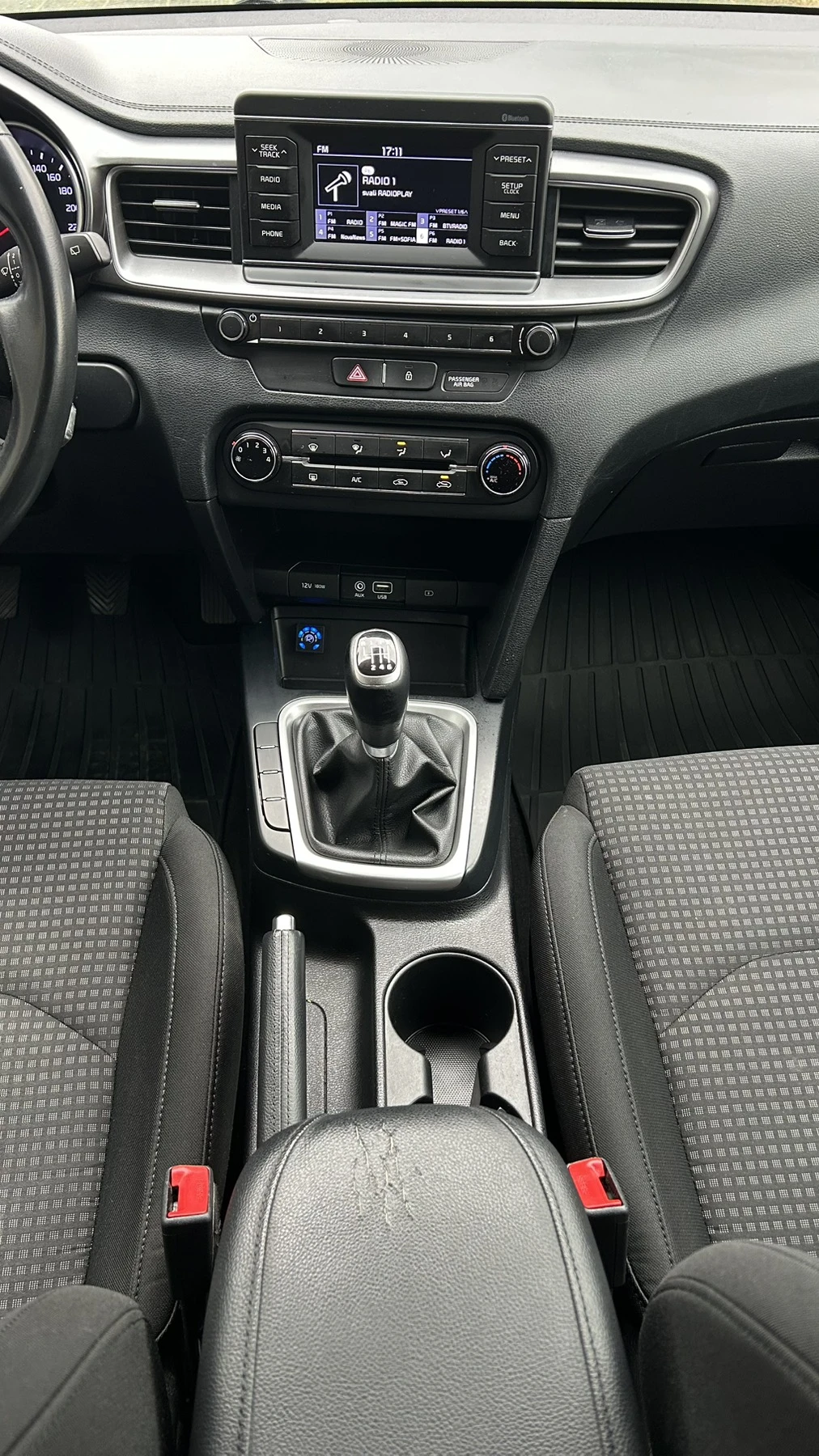 Kia Ceed, снимка 13 - Автомобили и джипове - 54338691