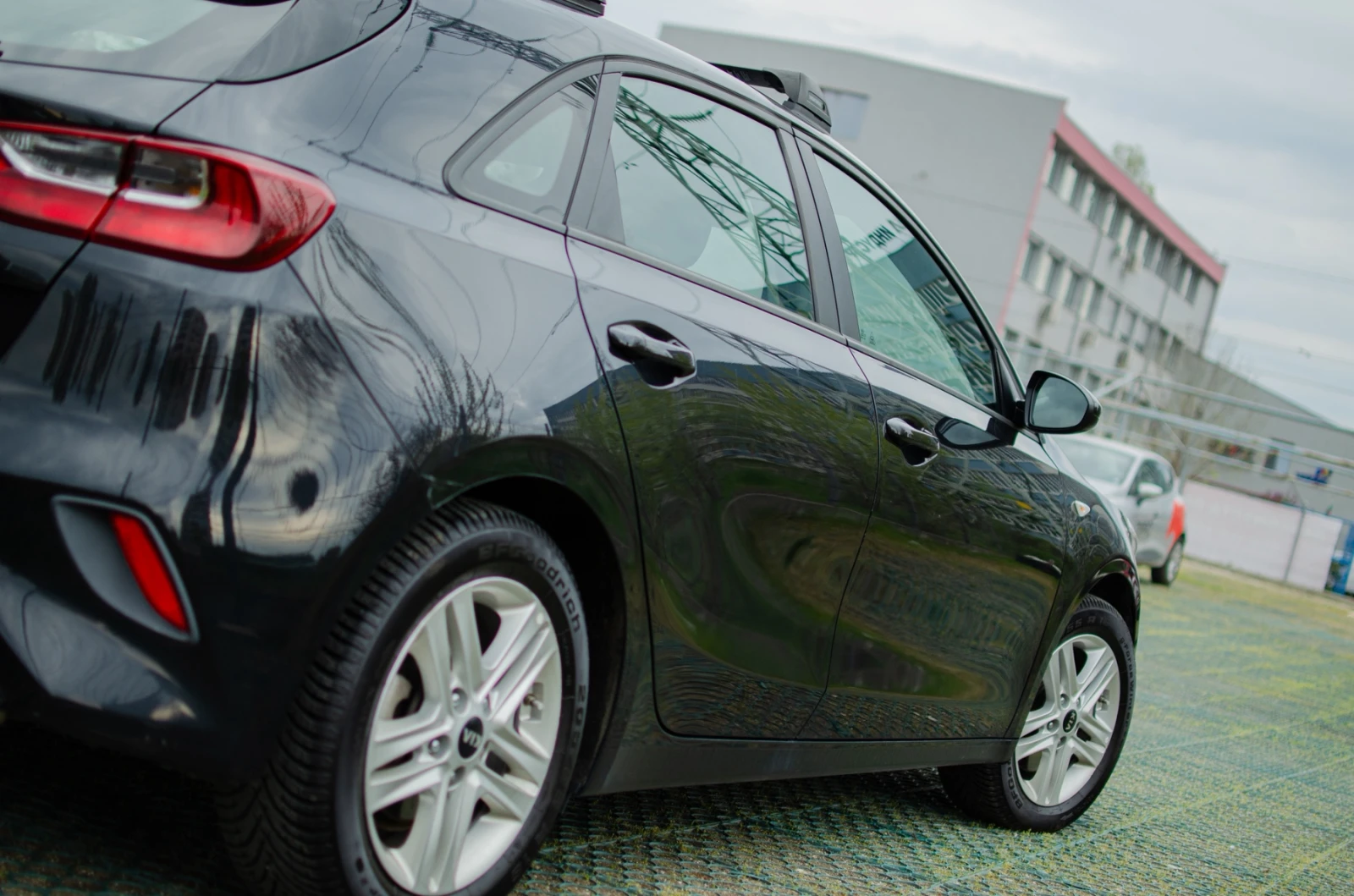 Kia Ceed, снимка 5 - Автомобили и джипове - 54338691