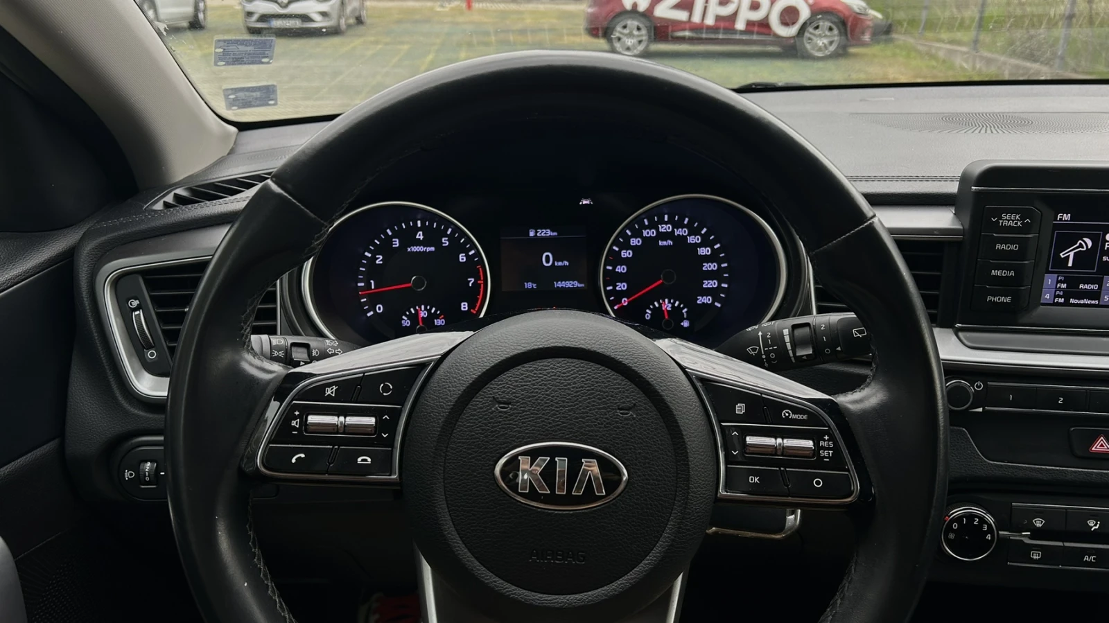 Kia Ceed, снимка 10 - Автомобили и джипове - 54338691