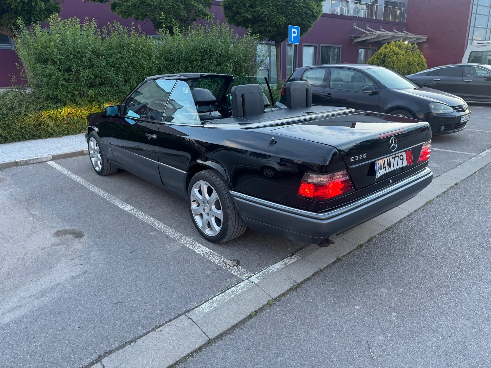 Mercedes-Benz 124 E320 Auto, снимка 14 - Автомобили и джипове - 54874374