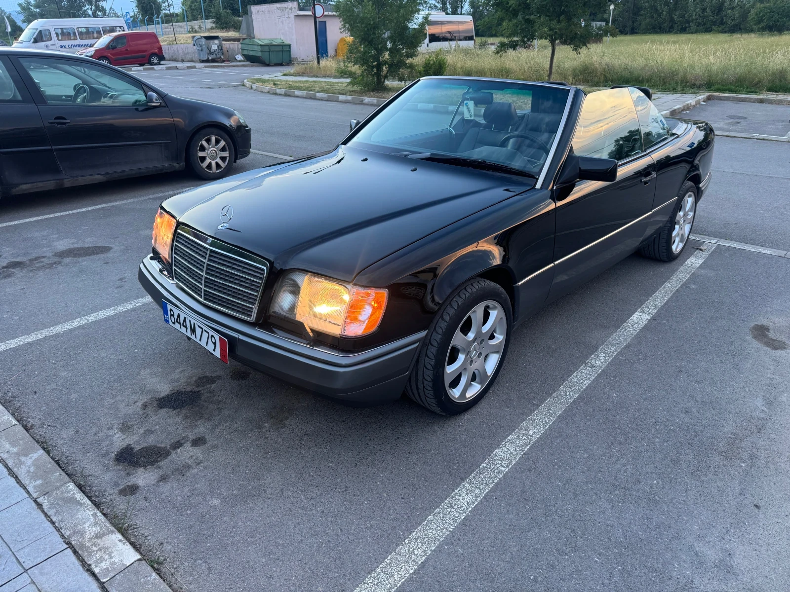 Mercedes-Benz 124 E320 Auto, снимка 12 - Автомобили и джипове - 54874374