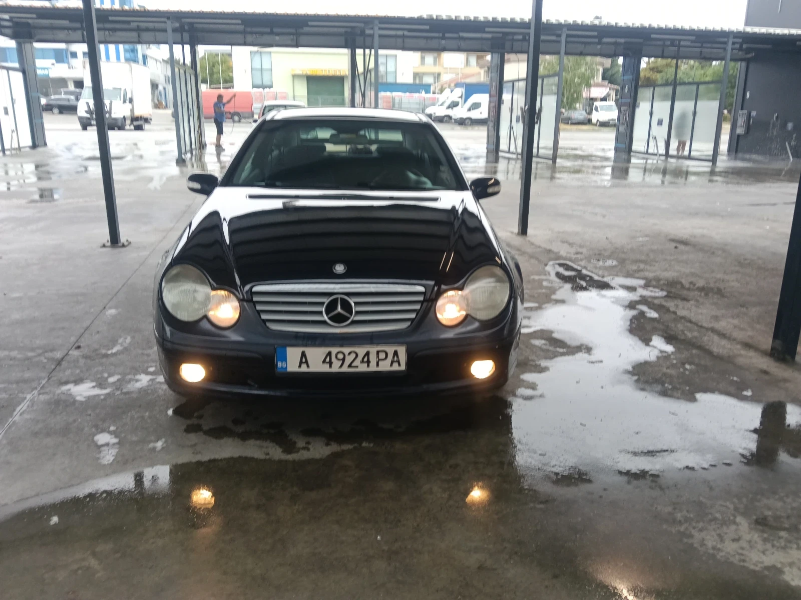 Mercedes-Benz C 180
