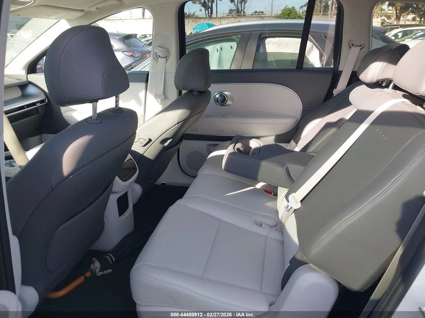 Hyundai Ioniq 9 Sel, снимка 8 - Автомобили и джипове - 56320085