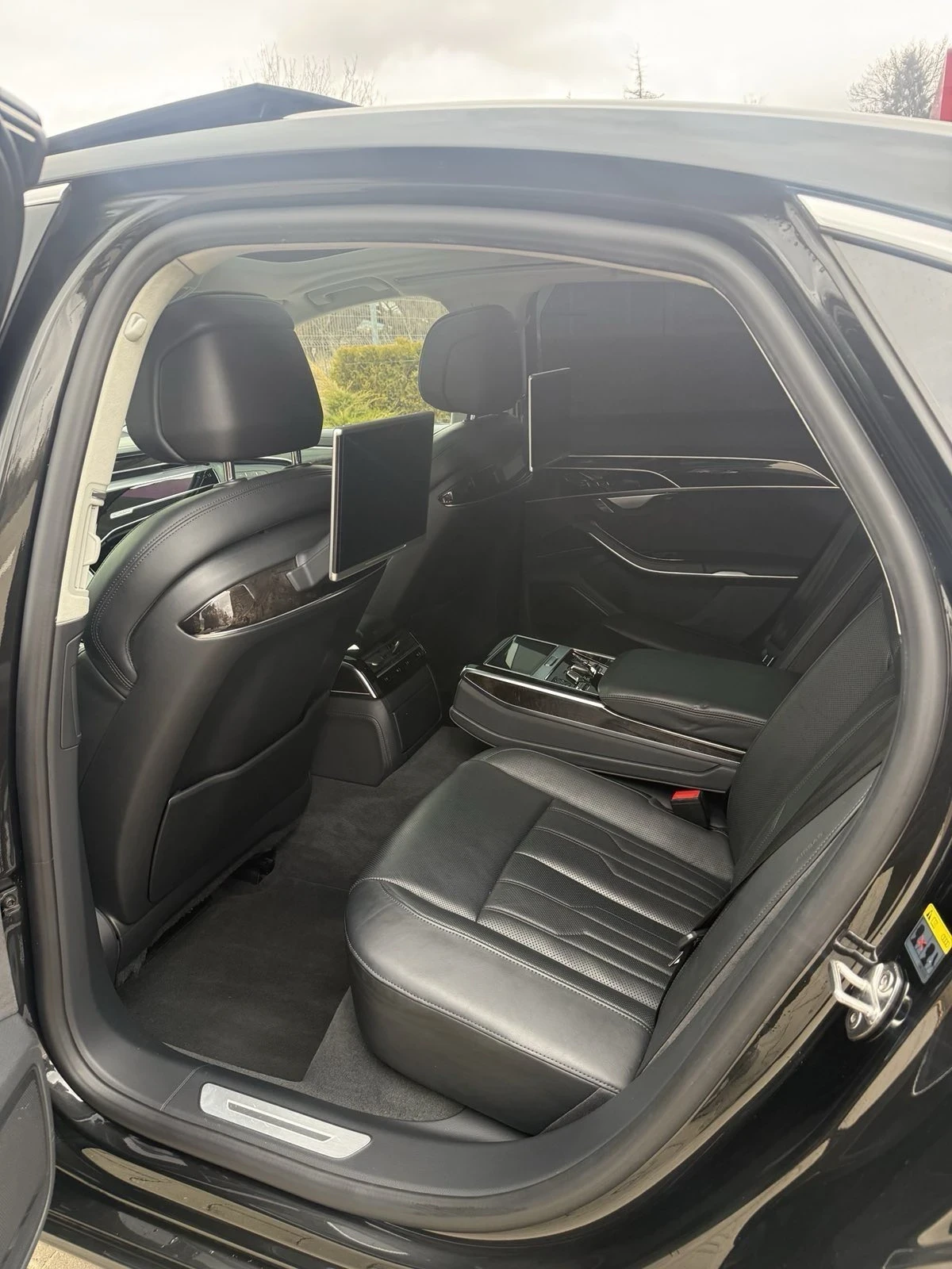Audi A8 3.0 TDI Мек хибрид, снимка 7 - Автомобили и джипове - 56585934
