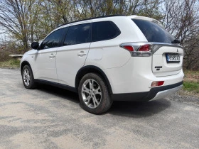 Mitsubishi Outlander 3.0 V6 GT 4X4, снимка 5