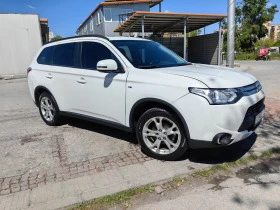 Mitsubishi Outlander 3.0 V6 GT 4X4, снимка 17