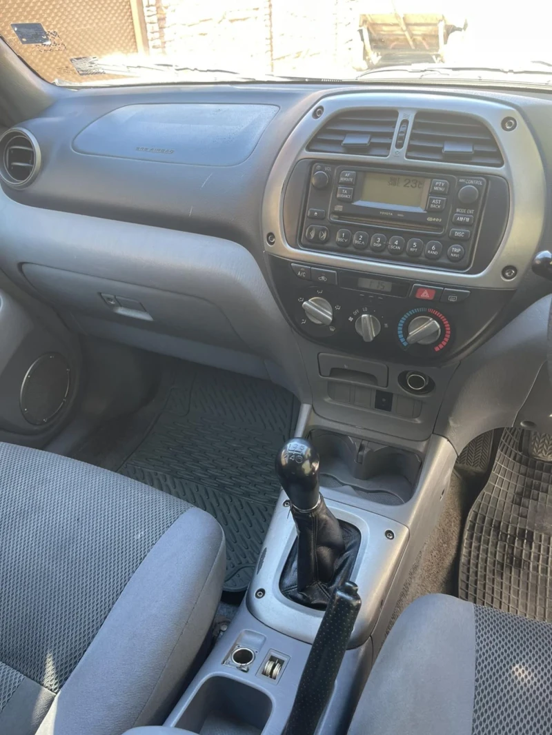 Toyota Rav4, снимка 7 - Автомобили и джипове - 47605308