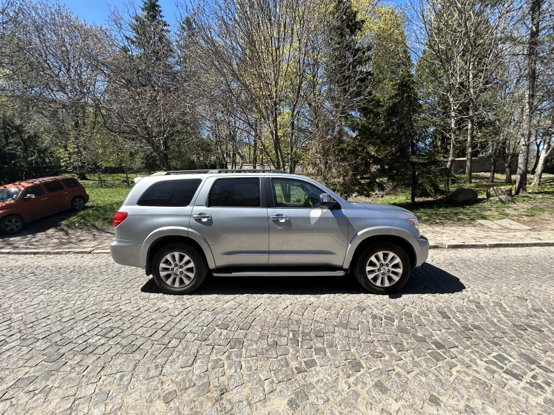 Toyota Sequoia Platinum 5.7, снимка 8 - Автомобили и джипове - 48475729