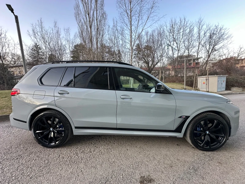 BMW X7 M60i / 2000km / 2024, снимка 8 - Автомобили и джипове - 49021005