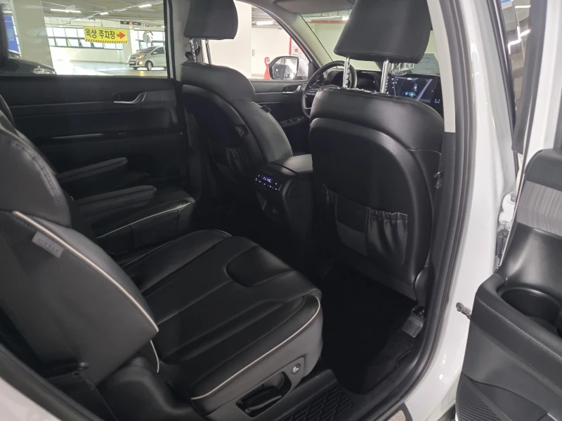 Hyundai Palisade 3.8 Бензин НОВ, снимка 6 - Автомобили и джипове - 51628391