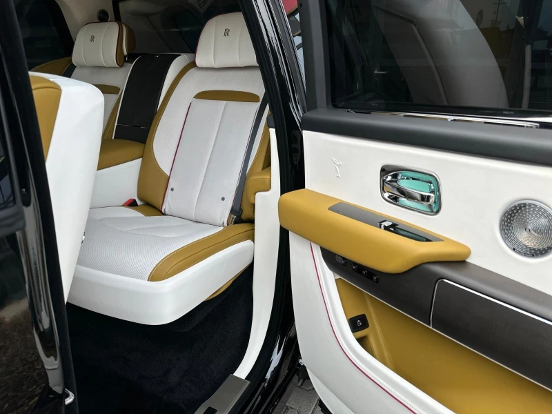 Rolls-Royce Cullinan SERIES II/FACELIFT/BESPOKE/4-SEATS/SHOOTING STAR/, снимка 9 - Автомобили и джипове - 52814764