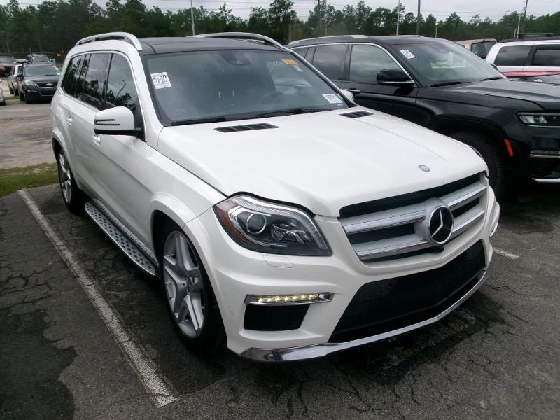 Mercedes-Benz GL 500 4MATIC* Harman-Kardon* м.точка* пано* обдух* дистр, снимка 4 - Автомобили и джипове - 48099286