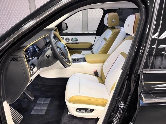 Rolls-Royce Cullinan SERIES II/FACELIFT/BESPOKE/4-SEATS/SHOOTING STAR/, снимка 6 - Автомобили и джипове - 52814764