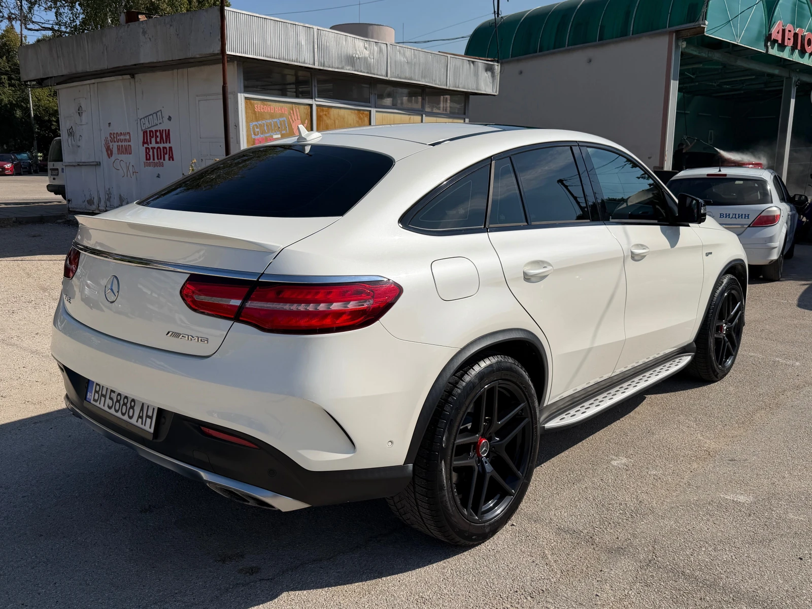 Mercedes-Benz GLE 43 AMG  ИСТОРИЯ МЕРЦЕДЕС 100%РЕАЛНИ КМ., снимка 7 - Автомобили и джипове - 55699064